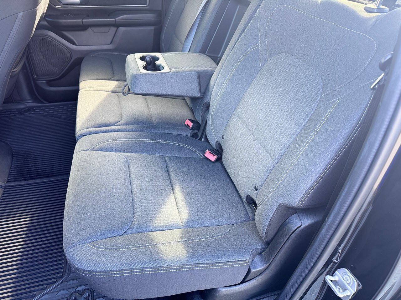 Used 2019 RAM 1500 Big Horn AWD/4WD image 5