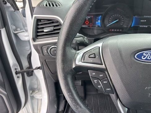 Used 2021 Ford Edge SEL w/ Convenience Package image 17