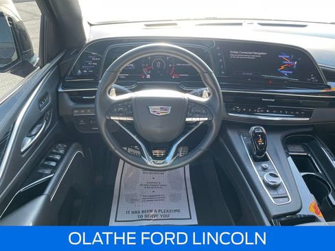 Used 2023 Cadillac Escalade V image 25