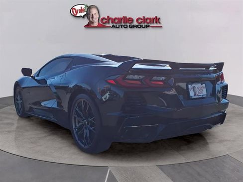 Used 2023 Chevrolet Corvette Stingray Premium Conv w/ Z51 Performance Package image 3