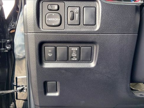 Used 2015 Toyota 4Runner SR5 Premium RWD image 33