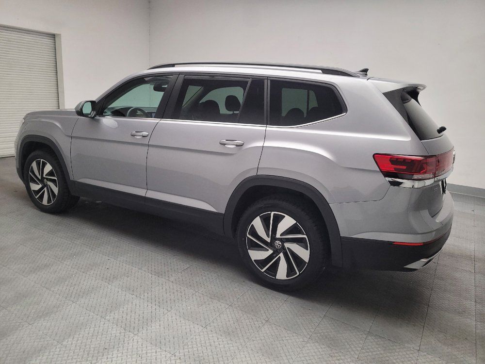 Used 2024 Volkswagen Atlas SE FWD image 3