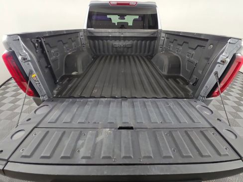 Certified 2024 GMC Sierra 1500 SLT image 16