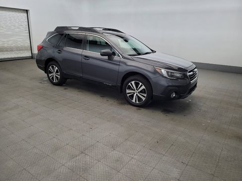 Used 2018 Subaru Outback 2.5i Limited AWD/4WD image 11