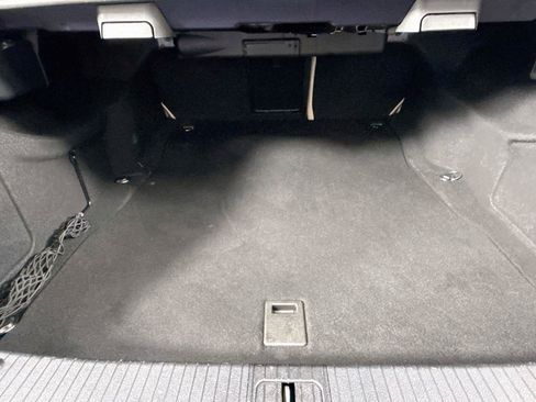 Used 2015 Mercedes-Benz E 350 Sedan image 38