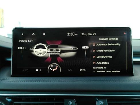 Used 2022 Genesis G70 2.0T w/ Prestige Package image 50