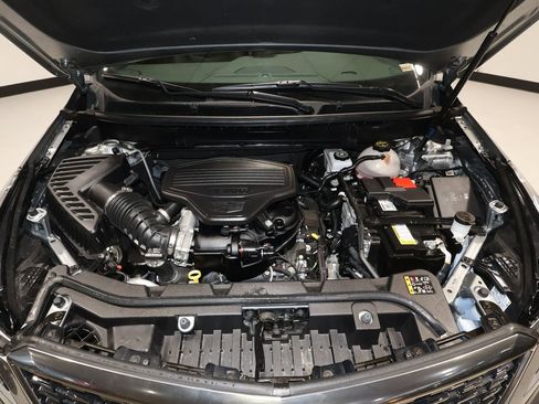 Certified 2025 Cadillac XT5 Premium Luxury image 32