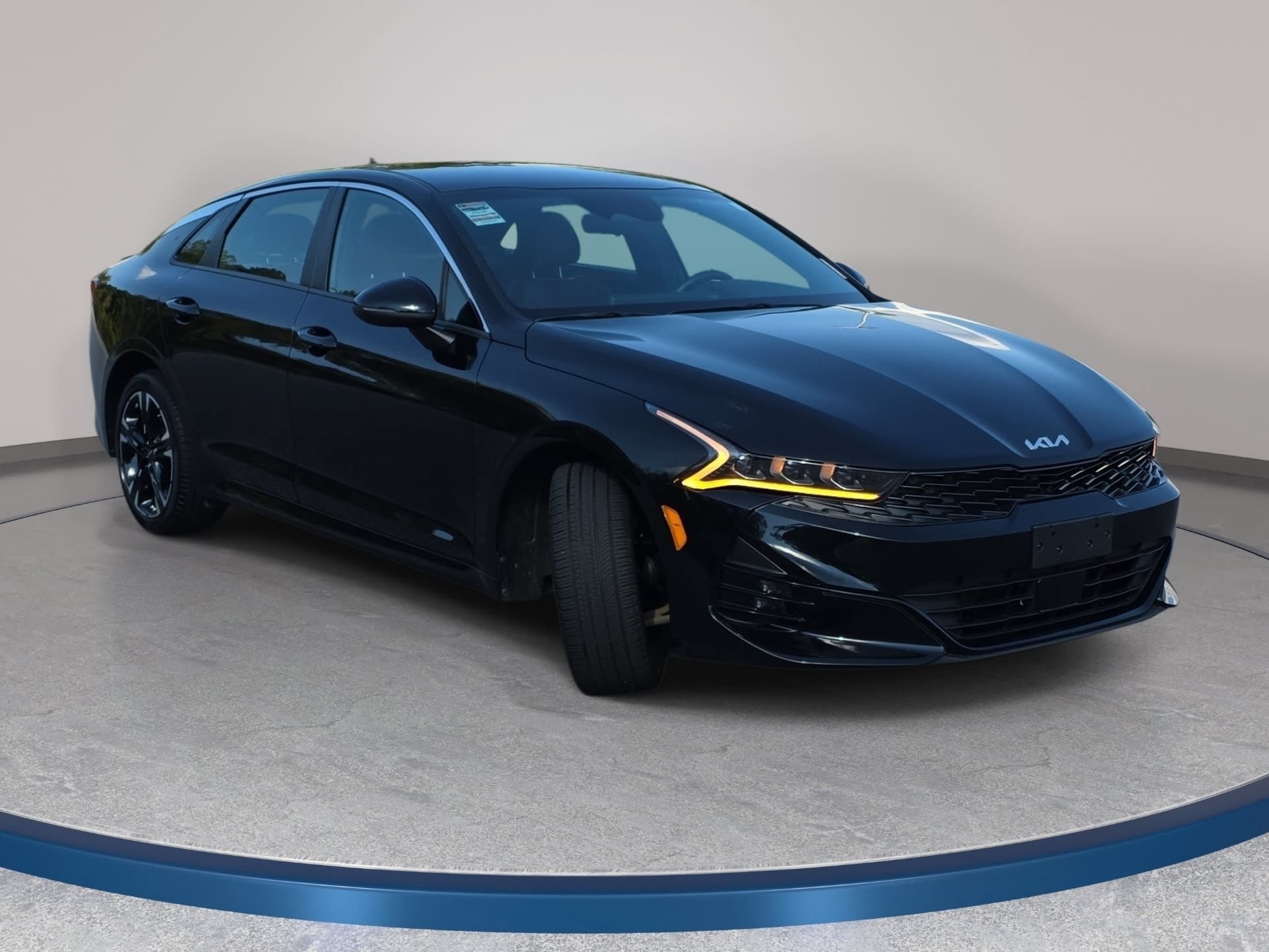 Used 2024 Kia K5 GT-Line w/ GT-Line Premium Package FWD image 3