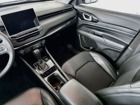 Used 2022 Jeep Compass Altitude image 10