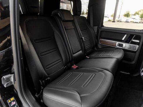 Used 2025 Mercedes-Benz G 550 image 42