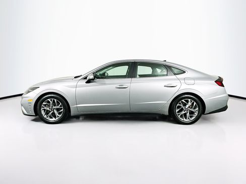 Used 2023 Hyundai Sonata SEL w/ Convenience Package FWD image 4