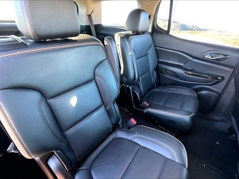 Used 2022 GMC Acadia AT4 w/ Technology Package image 25