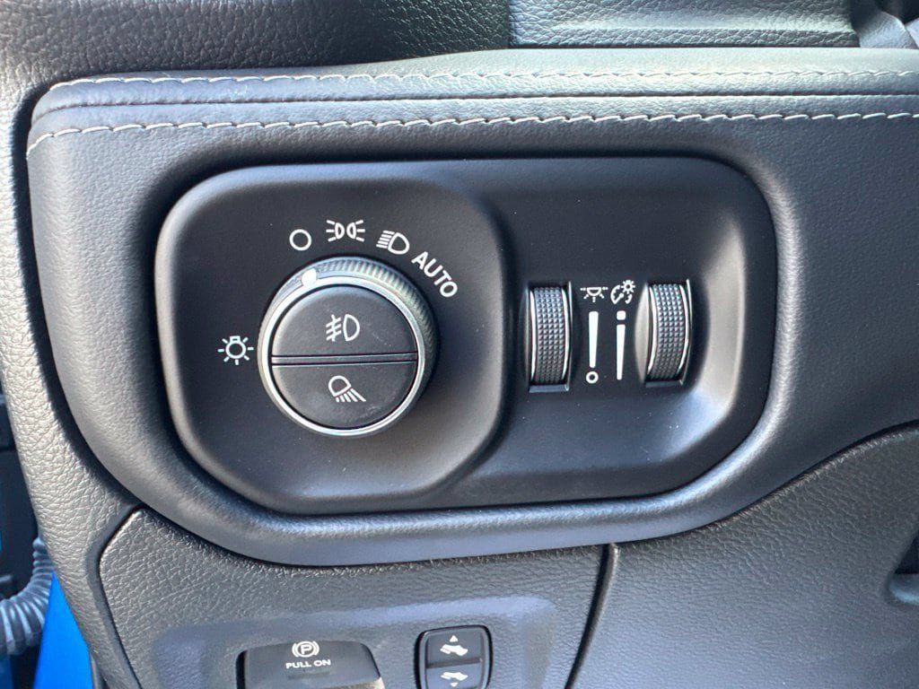 Used 2023 RAM 1500 TRX w/ TRX Level 1 Equipment Group AWD/4WD image 15