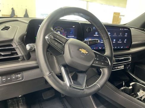 Certified 2025 Chevrolet Traverse LT image 14