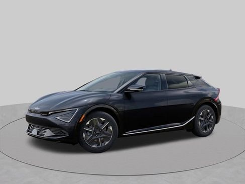 New 2026 Kia EV6 Light RWD image 3