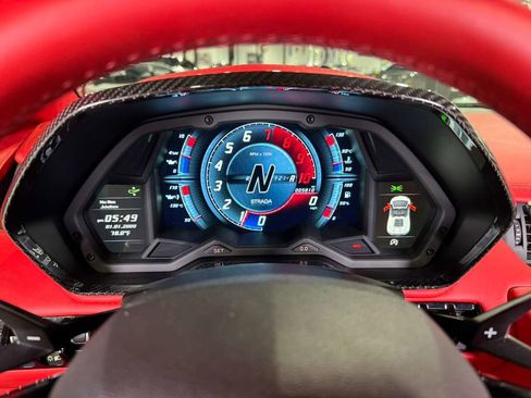 Used 2018 Lamborghini Aventador S image 29