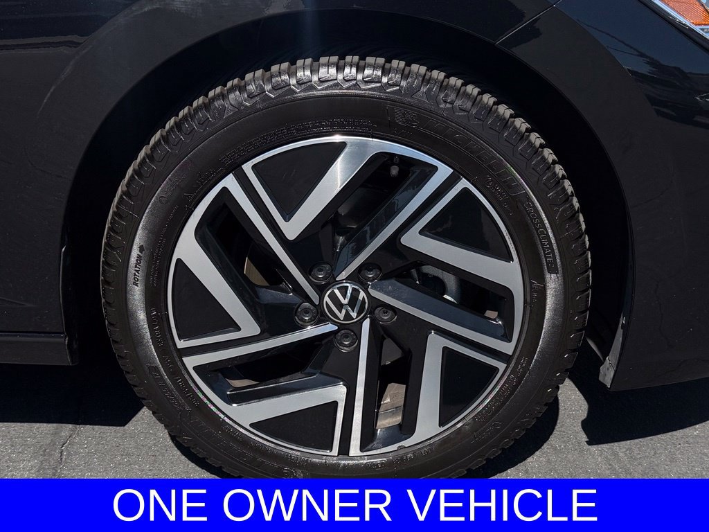 Used 2024 Volkswagen Jetta SEL FWD image 9