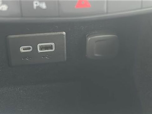 Used 2021 Cadillac XT4 Sport image 34