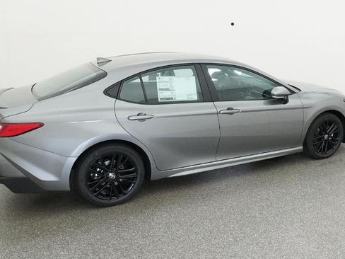 New 2026 Toyota Camry SE FWD image 10