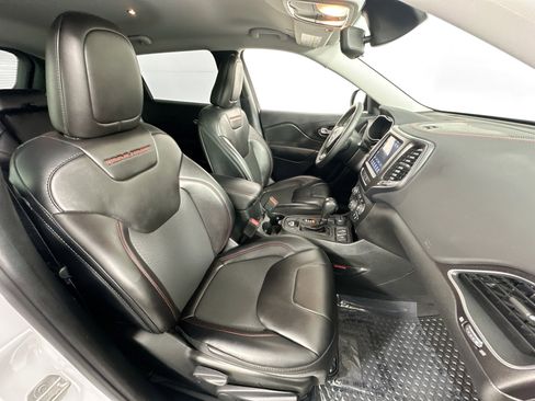 Used 2022 Jeep Cherokee Trailhawk w/ Trailer Tow Group image 26