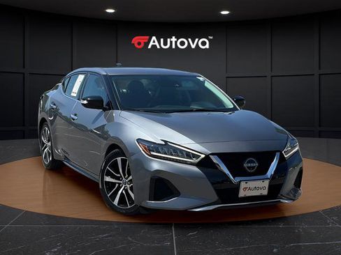 Used 2023 Nissan Maxima SV w/ Floor Mat Group FWD image 7