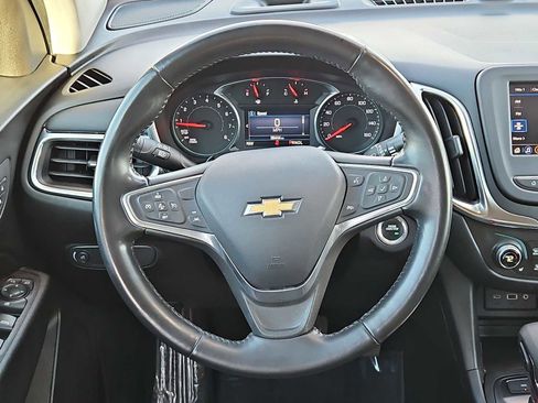 Used 2022 Chevrolet Equinox LT image 22
