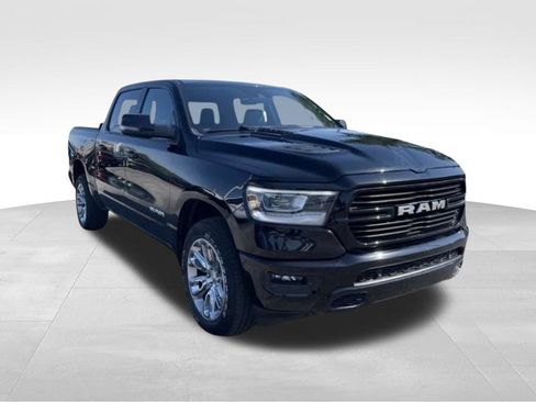 Used 2023 RAM 1500 Laramie AWD/4WD image 7