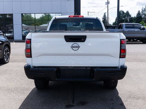 Used 2022 Nissan Frontier S RWD image 5