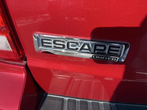 Used 2011 Ford Escape Limited w/ 302A Rapid Spec Order Code image 20