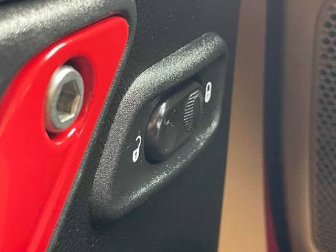 Used 2013 Jeep Wrangler Unlimited Rubicon w/ Connectivity Group AWD/4WD image 16