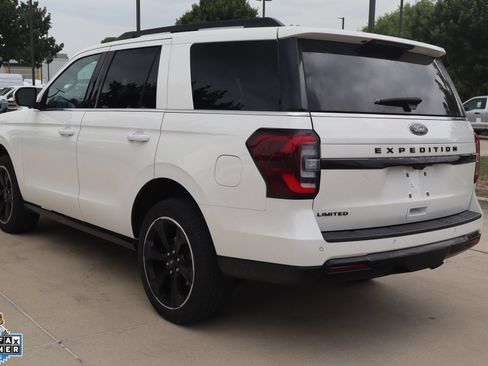 Certified 2024 Ford Expedition Limited AWD/4WD image 6