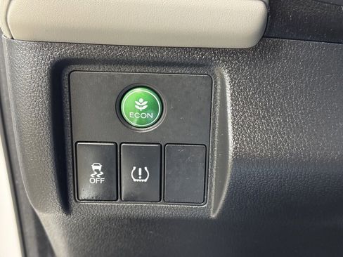 Used 2016 Honda HR-V EX-L image 27