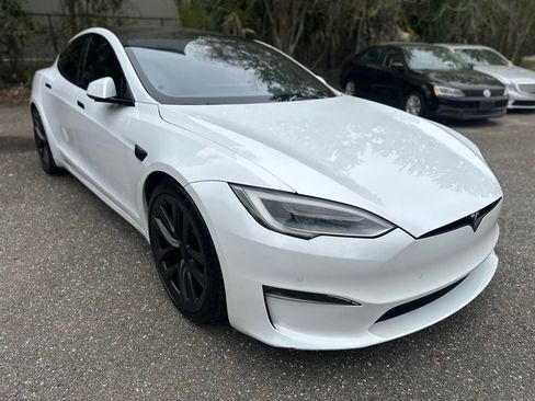 Used 2021 Tesla Model S Plaid image 2