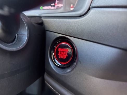 Used 2025 Honda Accord SE image 9