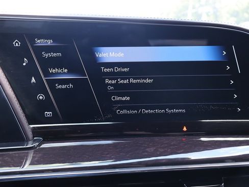 Used 2021 Cadillac Escalade ESV Sport Platinum w/ LPO, ONYX Package AWD/4WD image 60
