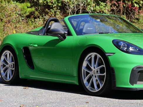Used 2023 Porsche 718 Boxster Spyder image 40