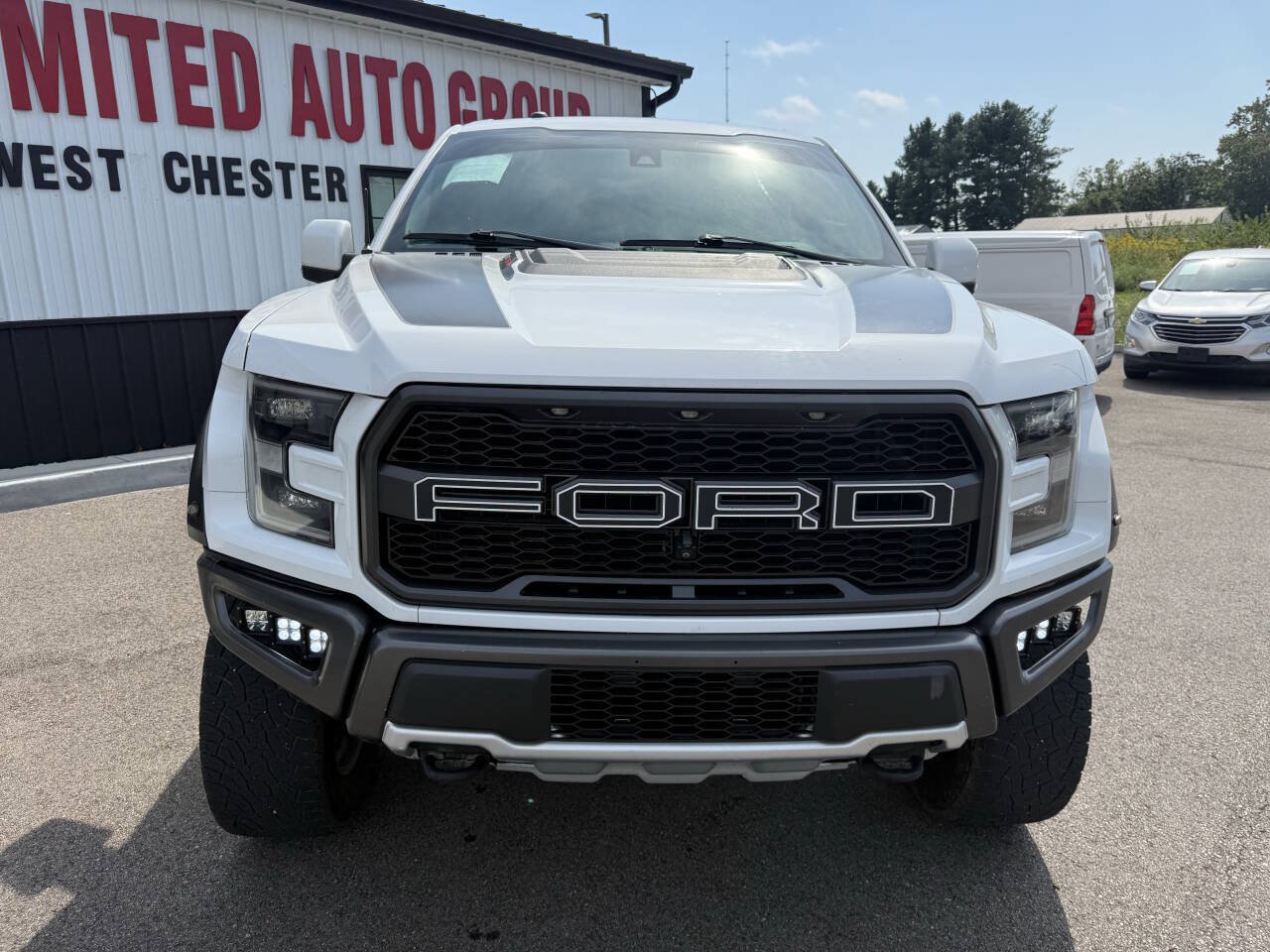 Used 2018 Ford F150 Raptor w/ Equipment Group 802A Luxury AWD/4WD image 3