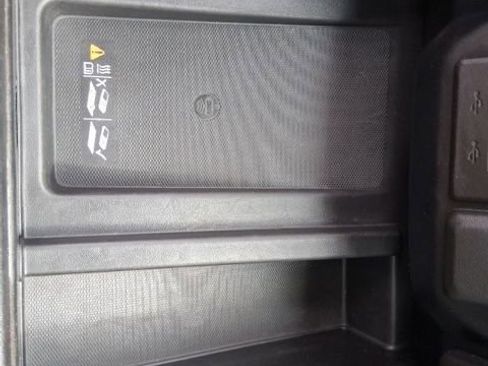 Used 2021 GMC Sierra 1500 AT4 w/ AT4 Preferred Package image 30