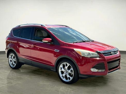 Used 2014 Ford Escape Titanium w/ Equipment Group 401A FWD image 10