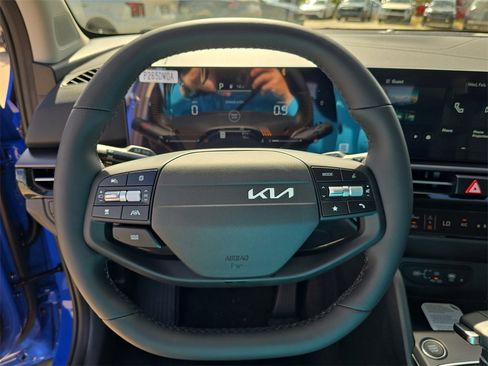 New 2026 Kia Sportage EX image 30