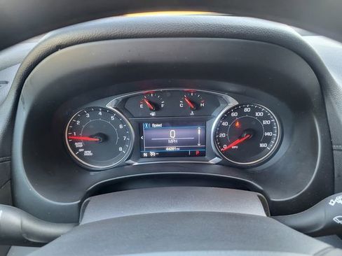 Used 2024 GMC Terrain SLE FWD image 21