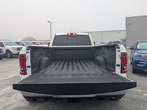 Used 2025 RAM 3500 Tradesman image 11