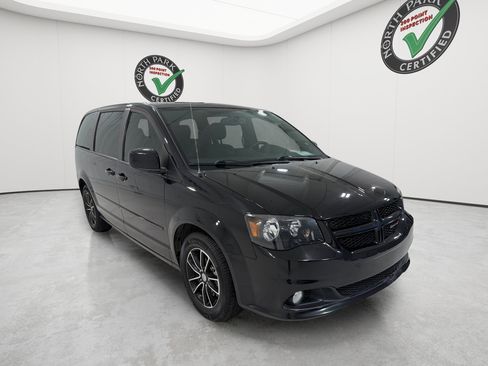 Used 2015 Dodge Grand Caravan SXT FWD image 7