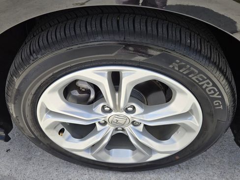 Certified 2024 Honda Accord LX image 10