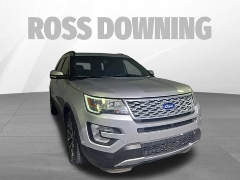 Used 2016 Ford Explorer Platinum AWD/4WD image 3