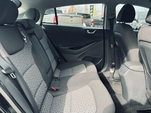 Used 2019 Hyundai Ioniq Electric image 28
