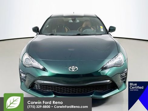 Used 2020 Toyota 86 image 2