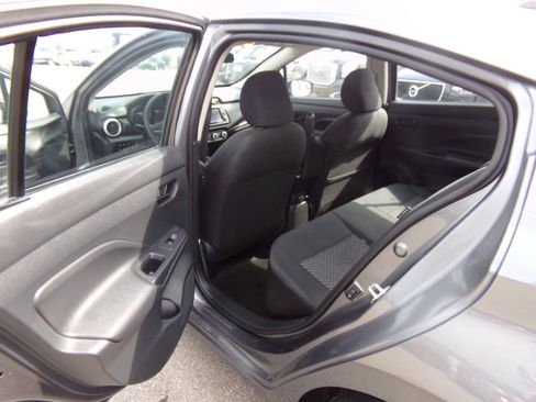 Used 2020 Nissan Versa S FWD image 42