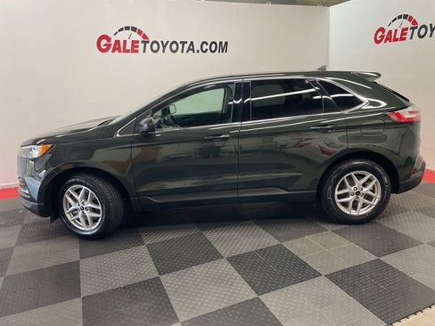 Used 2023 Ford Edge SEL image 7