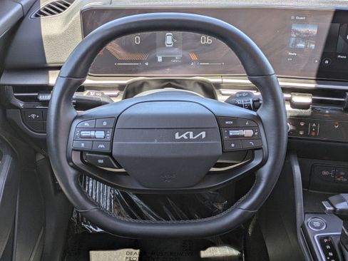 Certified 2026 Kia Sportage LX FWD image 21